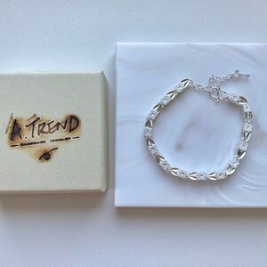 Flower and leaf Sterling Silver Bracelet